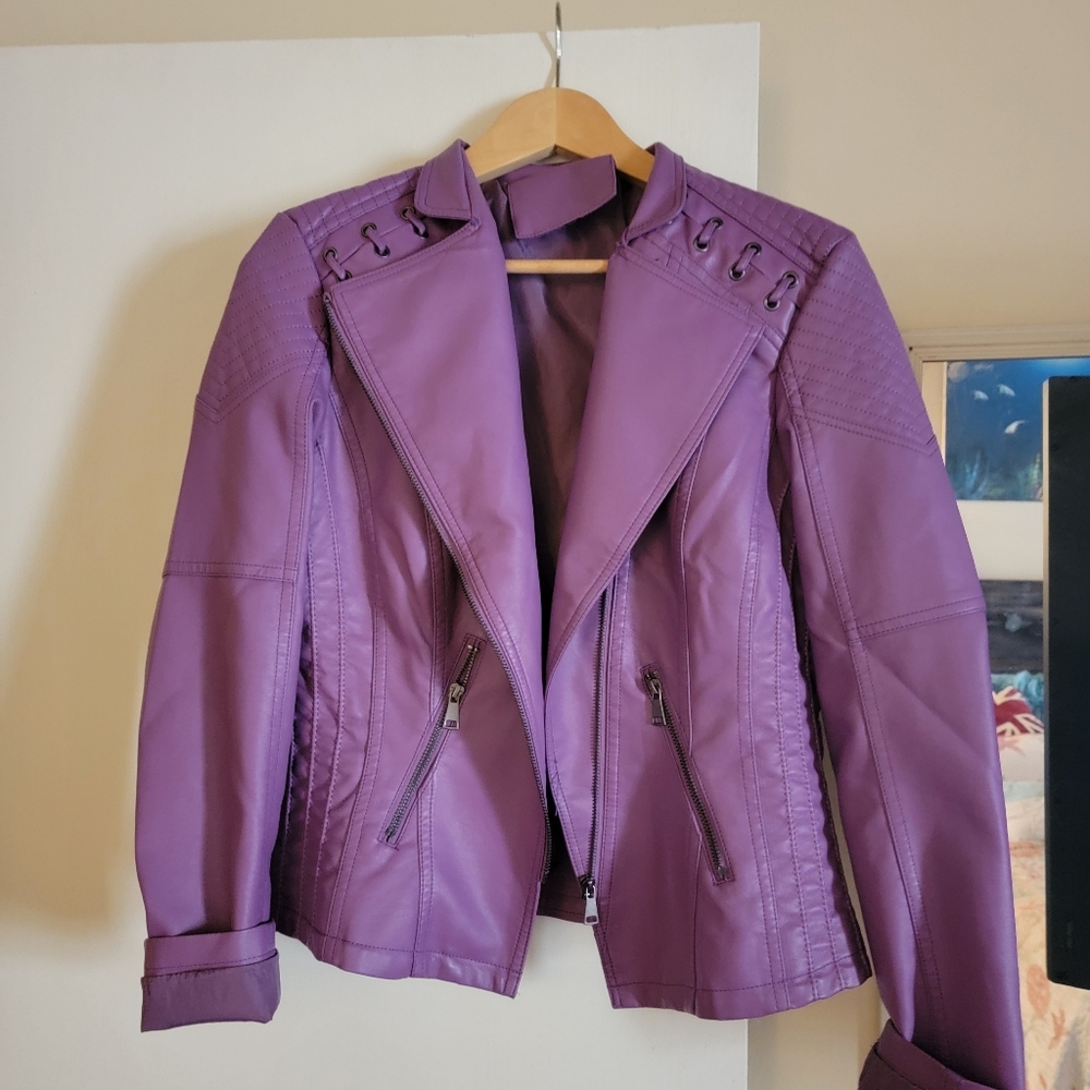 Women's Purple Faux Leather Jacket With Stitch Detail Size Med.